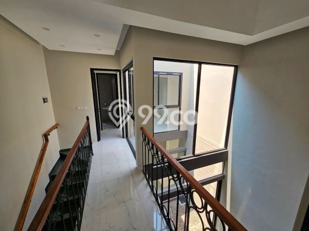 Jual Rumah Eksklusif 3 KT di Gading Serpong, Tangerang Jual Rumah Eksklusif 3 KT di Gading Serpong, Tangerang