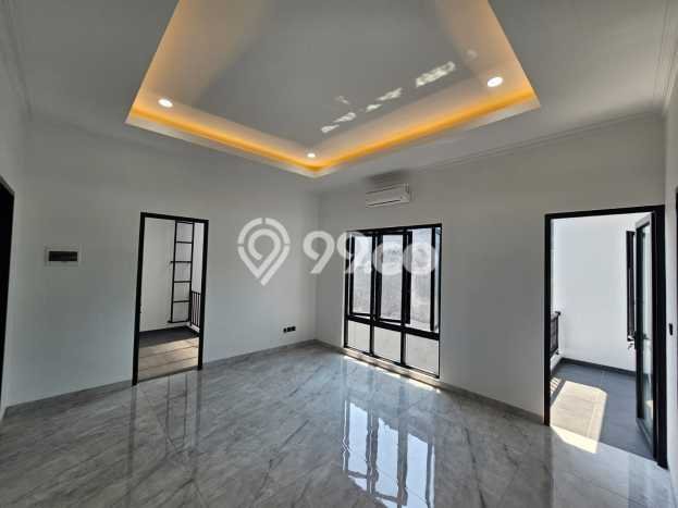 Rumah Elit LB 300m2 Siap Huni Desain Elegan di BSD Avani, Tangerang Rumah Elit LB 300m2 Siap Huni Desain Elegan di BSD Avani, Tangerang