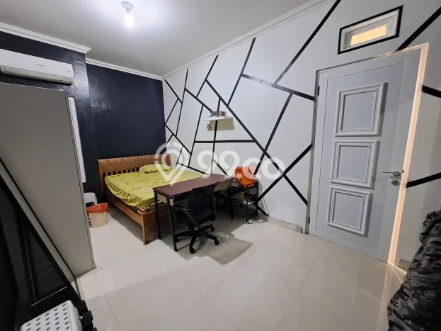 Jual Rumah Bagus Siap Huni LB 125m2 di Serpong Utara, Tangerang Selatan Jual Rumah Bagus Siap Huni LB 125m2 di Serpong Utara, Tangerang Selatan
