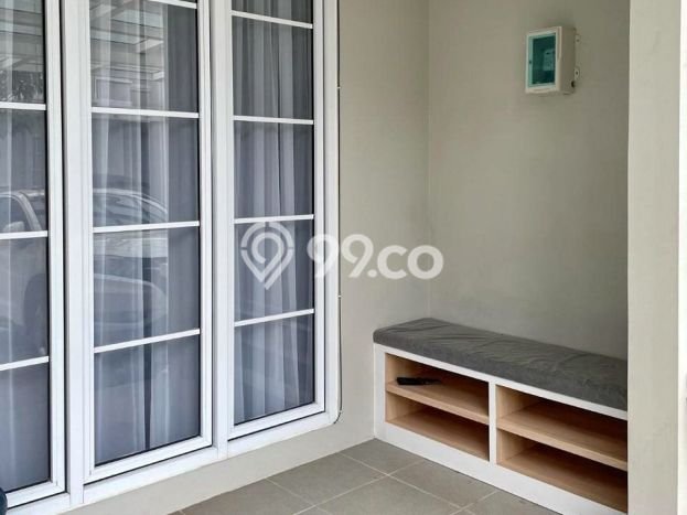 Hunian Mewah LB 233m2 Siap Pakai Desain Elegan di Gading Serpong, Tangerang Hunian Mewah LB 233m2 Siap Pakai Desain Elegan di Gading Serpong, Tangerang