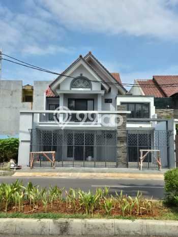 Hot Offer Hunian Premium Ideal dan Luas di Cakung, Jakarta Timur Hot Offer Hunian Premium Ideal dan Luas di Cakung, Jakarta Timur