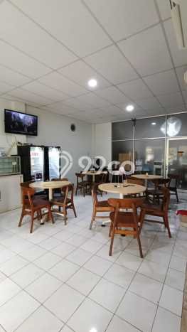 Unit Ruko Dijual di Cakung Jakarta Timur Luas Tanah 175m2, Luas Bangunan 240m2 Unit Ruko Dijual di Cakung Jakarta Timur Luas Tanah 175m2, Luas Bangunan 240m2
