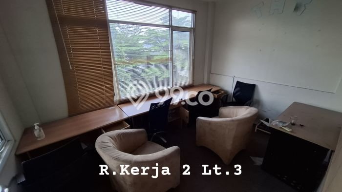 Kantor Bagus Dijual LB 250m2 Lokasi Strategis Jakarta Selatan Area Cocok untuk Bisnis Kantor Bagus Dijual LB 250m2 Lokasi Strategis Jakarta Selatan Area Cocok untuk Bisnis