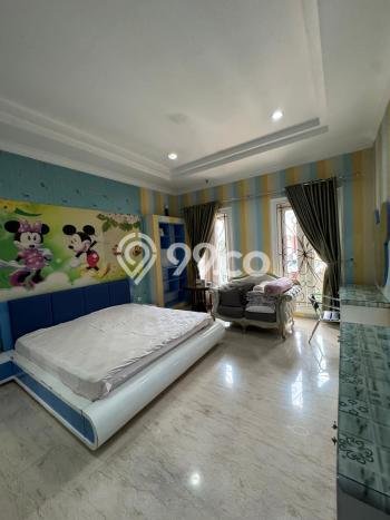 Rumah Eksklusif Siap Huni LT 512m2 di Kelapa Gading, Jakarta Utara Rumah Eksklusif Siap Huni LT 512m2 di Kelapa Gading, Jakarta Utara