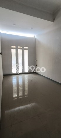 Rumah Modern 5 KT di Taman Holis Indah Bandung Unfurnished Rumah Modern 5 KT di Taman Holis Indah Bandung Unfurnished