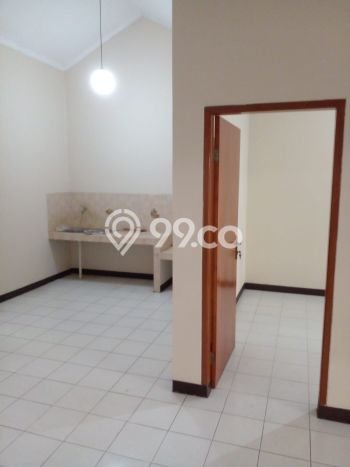 Jarang Ada! Rumah Kontrakan 3 Kamar Bagus Siap Huni Taman Kopo Indah Jarang Ada! Rumah Kontrakan 3 Kamar Bagus Siap Huni Taman Kopo Indah