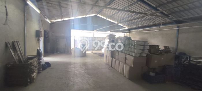 Gudang Bagus Dijual LB 800m2 Lokasi Strategis Bandung Area Cocok untuk Bisnis Gudang Bagus Dijual LB 800m2 Lokasi Strategis Bandung Area Cocok untuk Bisnis