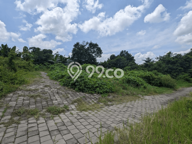 Kavling Tanah Dijual di Mlati, Sleman, Luas 345m2 Area Strategis Kavling Tanah Dijual di Mlati, Sleman, Luas 345m2 Area Strategis