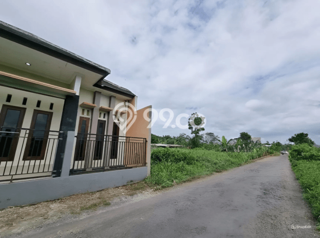 Lahan Dijual Lokasi Strategis di Yogyakarta dengan Luas 223m2 Lahan Dijual Lokasi Strategis di Yogyakarta dengan Luas 223m2