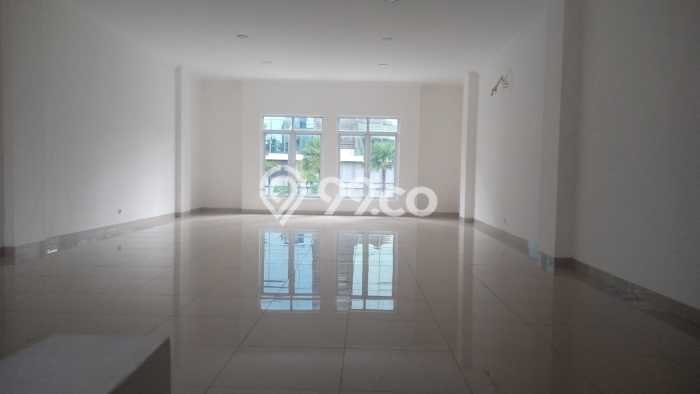 Ruko Dijual di Kemayoran LT 169m2, LB 364m2 untuk Investasi Ruko Dijual di Kemayoran LT 169m2, LB 364m2 untuk Investasi