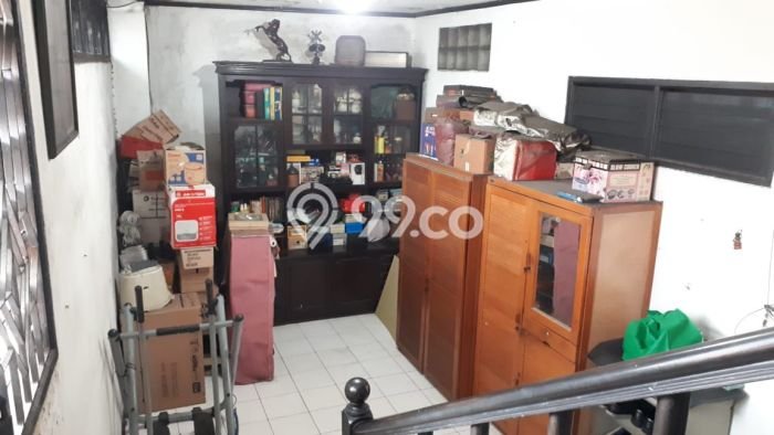 Area Ramai! Ruko Dijual di Senen untuk Bisnis Luas Bangunan 648m2 Area Ramai! Ruko Dijual di Senen untuk Bisnis Luas Bangunan 648m2