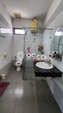 Dijual Rumah Mewah Megah Dengan View Cantik di Gading Serpong Serenade Lake, Tangerang Dijual Rumah Mewah Megah Dengan View Cantik di Gading Serpong Serenade Lake, Tangerang