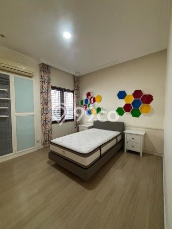 Rumah sewa siap pakai 4 Kamar Tidur di Lippo Karawaci, Tangerang Rumah sewa siap pakai 4 Kamar Tidur di Lippo Karawaci, Tangerang