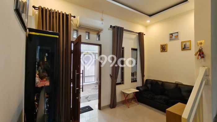 Dijual Hunian Rumah Nyaman 5 KT di Tanjung Duren, Jakarta Barat Dijual Hunian Rumah Nyaman 5 KT di Tanjung Duren, Jakarta Barat