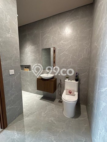 Rumah Minimalis 4 KT di BSD City Tangerang Rumah Minimalis 4 KT di BSD City Tangerang