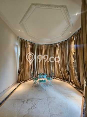 Rumah Elit Modern Tanpa Renovasi di Kedoya Baru Jakarta Barat Rumah Elit Modern Tanpa Renovasi di Kedoya Baru Jakarta Barat