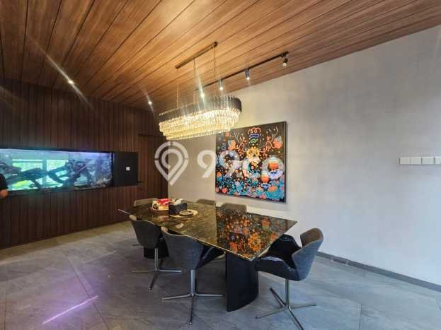 For Sale! Luxury House LT 200m2 Desain Modern di Alam Sutera For Sale! Luxury House LT 200m2 Desain Modern di Alam Sutera