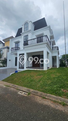 Dijual Rumah Luas Elegan Dengan View Eksklusif di BSD, Tangerang Dijual Rumah Luas Elegan Dengan View Eksklusif di BSD, Tangerang