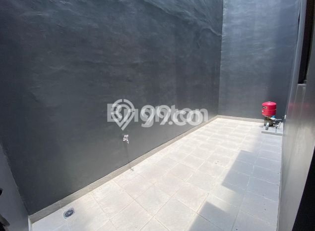 Dijual! Ruko di Jatiwaringin Jakarta Timur LT 134m2 / LB 265m2 Kawasan Strategis Dijual! Ruko di Jatiwaringin Jakarta Timur LT 134m2 / LB 265m2 Kawasan Strategis