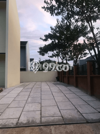 Dijual Cepat Rumah Bagus Siap Huni LB 200m2 di Rawalumbu, Bekasi Dijual Cepat Rumah Bagus Siap Huni LB 200m2 di Rawalumbu, Bekasi