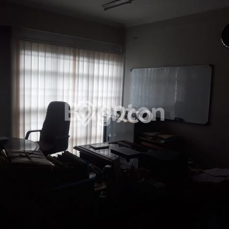 Unit Ruko Dijual di Bekasi Timur Bekasi Luas Tanah 57m2, Luas Bangunan 116m2 Unit Ruko Dijual di Bekasi Timur Bekasi Luas Tanah 57m2, Luas Bangunan 116m2