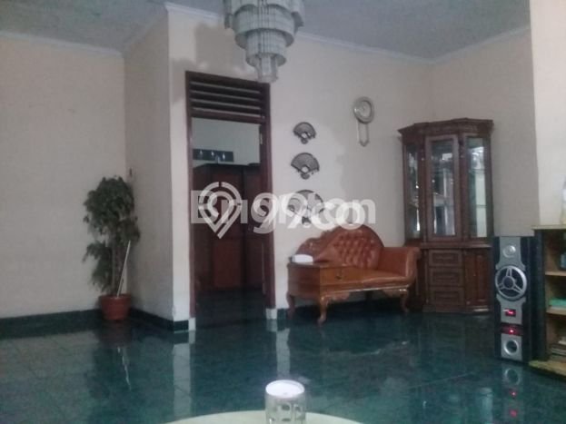 Dijual Rumah 5 Kamar Lokasi Ideal Nyaman dan Strategis di Bekasi Timur Dijual Rumah 5 Kamar Lokasi Ideal Nyaman dan Strategis di Bekasi Timur