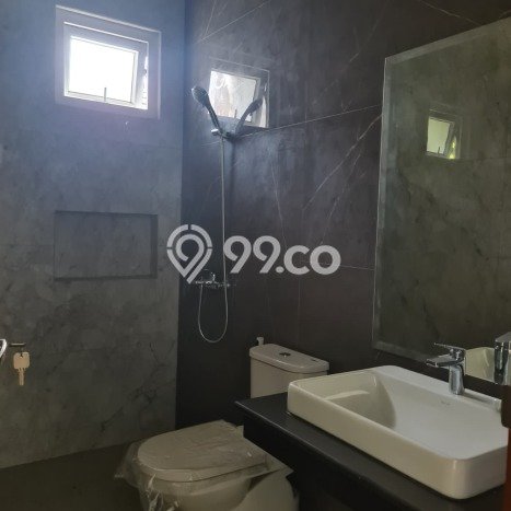 For Sale! Luxury House LT 221m2 Desain Elegan di BSD The Icon For Sale! Luxury House LT 221m2 Desain Elegan di BSD The Icon