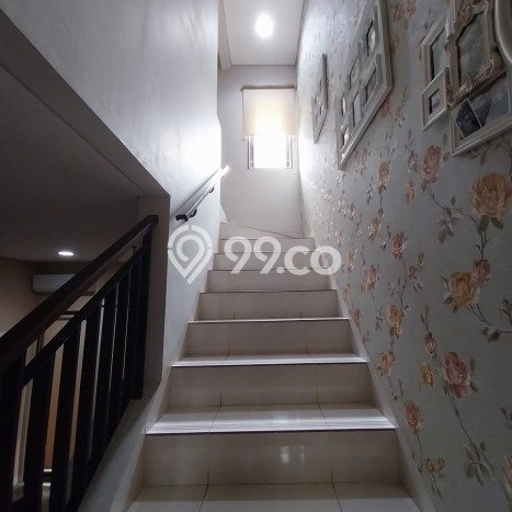 For Sale Hunian Rumah Terawat 3 KT di BSD Nusaloka, Tangerang For Sale Hunian Rumah Terawat 3 KT di BSD Nusaloka, Tangerang