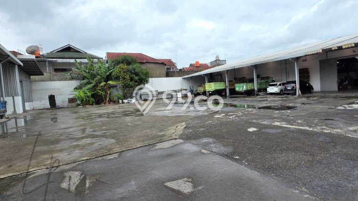 Gudang untuk Disewa di Pusat Bandung Luas Bangunan 3500m2 Gudang untuk Disewa di Pusat Bandung Luas Bangunan 3500m2