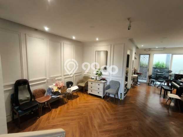 Dijual Hunian Rumah Terawat 5 Kamar di Sentul City, Bogor Dijual Hunian Rumah Terawat 5 Kamar di Sentul City, Bogor