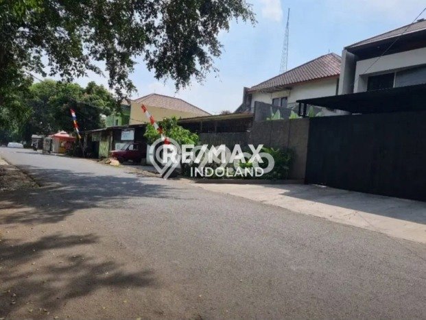 Dijual Cepat Rumah dengan Luas Tanah 225m² dan Luas Bangunan 250m² di Kawasan Meruya, Jakarta Barat Dijual Cepat Rumah dengan Luas Tanah 225m² dan Luas Bangunan 250m² di Kawasan Meruya, Jakarta Barat