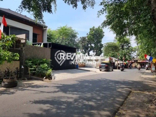Dijual Cepat Rumah dengan Luas Tanah 225m² dan Luas Bangunan 250m² di Kawasan Meruya, Jakarta Barat Dijual Cepat Rumah dengan Luas Tanah 225m² dan Luas Bangunan 250m² di Kawasan Meruya, Jakarta Barat