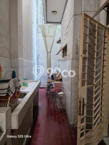 Rumah Mewah Siap Huni LT 210m2 di Medan Polonia, Medan Rumah Mewah Siap Huni LT 210m2 di Medan Polonia, Medan