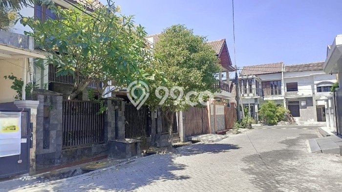 Jual Rumah Favorit Siap Huni LB 322m2 di Wiyung, Surabaya Jual Rumah Favorit Siap Huni LB 322m2 di Wiyung, Surabaya