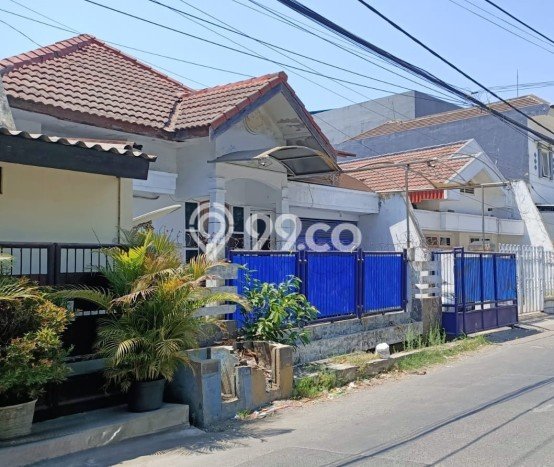 Jual Rumah Bagus Siap Huni LB 117m2 di Mulyorejo, Surabaya Jual Rumah Bagus Siap Huni LB 117m2 di Mulyorejo, Surabaya