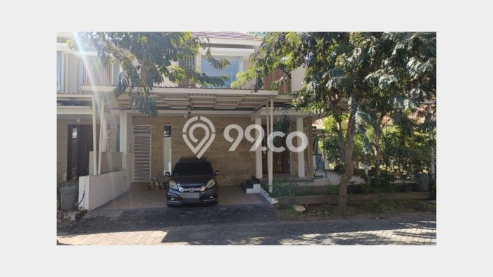 Jual Cepat Hunian Elegan Klasik di Surabaya Jual Cepat Hunian Elegan Klasik di Surabaya