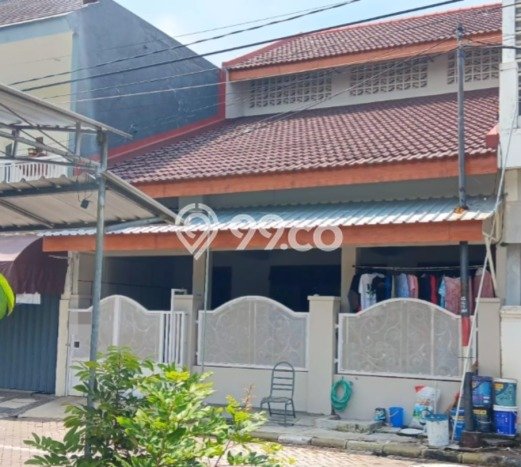 Hunian Cantik Modern Lb 112m2 di Wiyung, Surabaya Hunian Cantik Modern Lb 112m2 di Wiyung, Surabaya