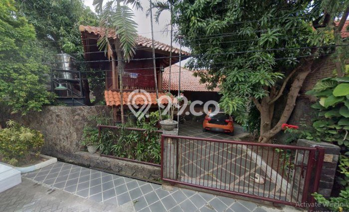 Rumah Strategis dengan Luas Bangunan 297m2m² di Lokasi Rungkut, Surabaya Rumah Strategis dengan Luas Bangunan 297m2m² di Lokasi Rungkut, Surabaya