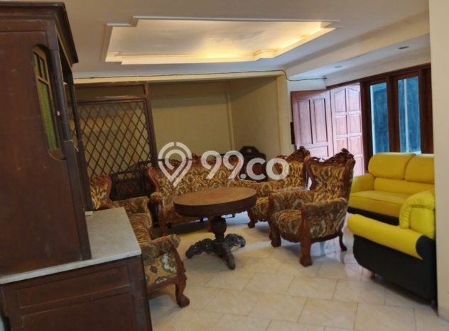 Rumah Eksklusif Siap Huni LT 2529m2 di Jebres, Surakarta Rumah Eksklusif Siap Huni LT 2529m2 di Jebres, Surakarta
