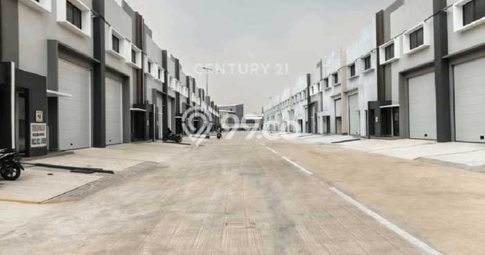 Dijual! Gudang di Tangerang Kota Tangerang LT 270m2 / LB 270m2 Kawasan Strategis Dijual! Gudang di Tangerang Kota Tangerang LT 270m2 / LB 270m2 Kawasan Strategis