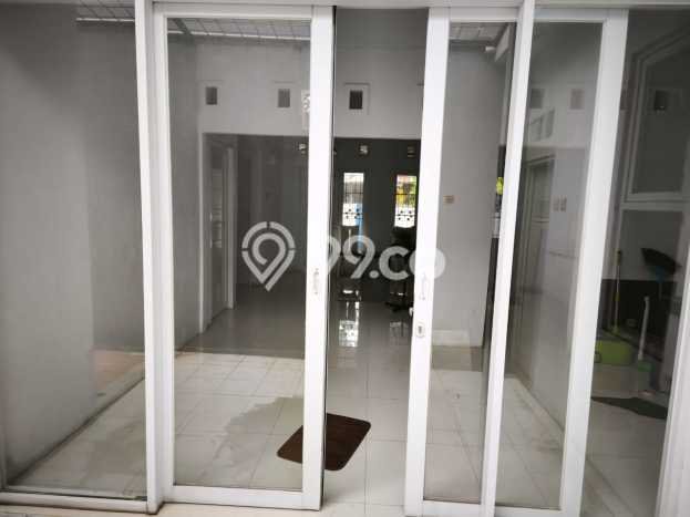For Sale Hunian Rumah Terawat 3 KT di Metland Menteng, Jakarta Timur For Sale Hunian Rumah Terawat 3 KT di Metland Menteng, Jakarta Timur