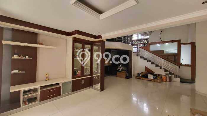 For Sale! Premium House LT 325m2 Desain Elegan di Setra Indah For Sale! Premium House LT 325m2 Desain Elegan di Setra Indah