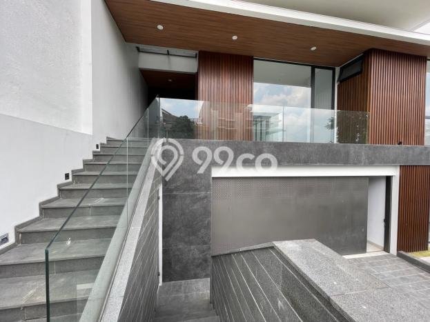 Jual Rumah Mewah Elegan Dengan View Eksklusif di Setra Duta, Bandung Jual Rumah Mewah Elegan Dengan View Eksklusif di Setra Duta, Bandung