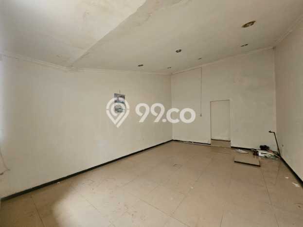 Lokasi Strategis! Dijual Ruko Bisnis di Semarang Barat, Semarang Kondisi Bagus Lokasi Strategis! Dijual Ruko Bisnis di Semarang Barat, Semarang Kondisi Bagus