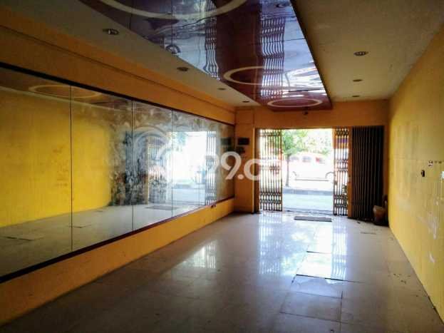 Ruko Dijual Lokasi Emas di Semarang Tengah Luas 318m2 Ruko Dijual Lokasi Emas di Semarang Tengah Luas 318m2
