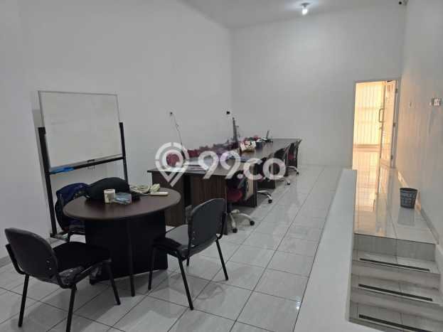 FOR SALE! Ruko di Semarang Tengah Semarang, LT 83m2, LB 130m2 FOR SALE! Ruko di Semarang Tengah Semarang, LT 83m2, LB 130m2