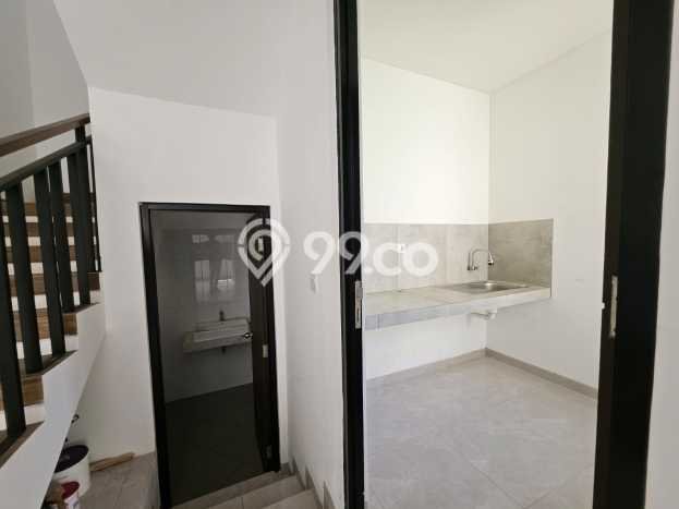 For Sale Rumah 2 Kamar Lokasi Ideal Nyaman dan Strategis di Mijen For Sale Rumah 2 Kamar Lokasi Ideal Nyaman dan Strategis di Mijen