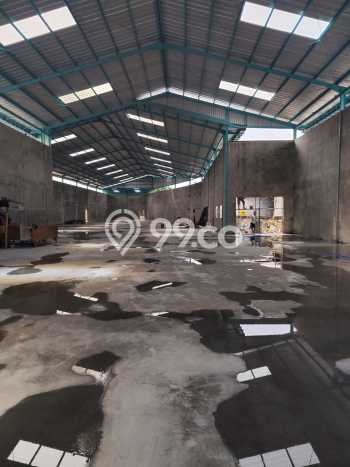 Gudang Disewa di Jakarta Barat dengan LB 1400m2 Area Komersial Ramai Gudang Disewa di Jakarta Barat dengan LB 1400m2 Area Komersial Ramai
