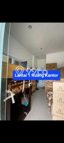 Gudang Strategis di Kalideres, Luas 136m2m², Mainroad, Area Bisnis Aktif Gudang Strategis di Kalideres, Luas 136m2m², Mainroad, Area Bisnis Aktif