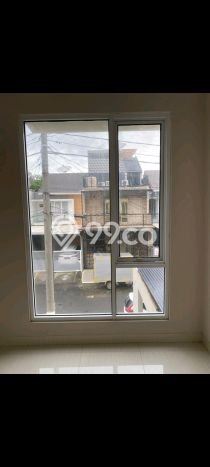 Rumah Luxury Modern Tanpa Renovasi di Duta Garden Jakarta Barat Rumah Luxury Modern Tanpa Renovasi di Duta Garden Jakarta Barat